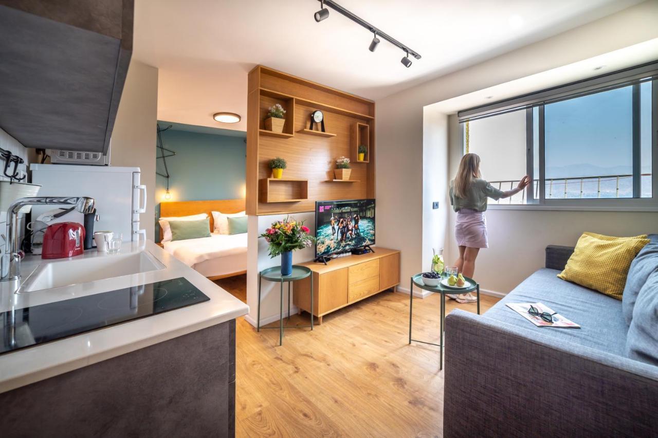 The Six Days Stylish One Bedroom Apartments 埃拉特 外观 照片