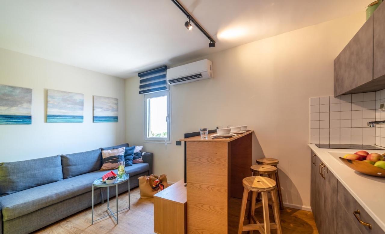 The Six Days Stylish One Bedroom Apartments 埃拉特 外观 照片